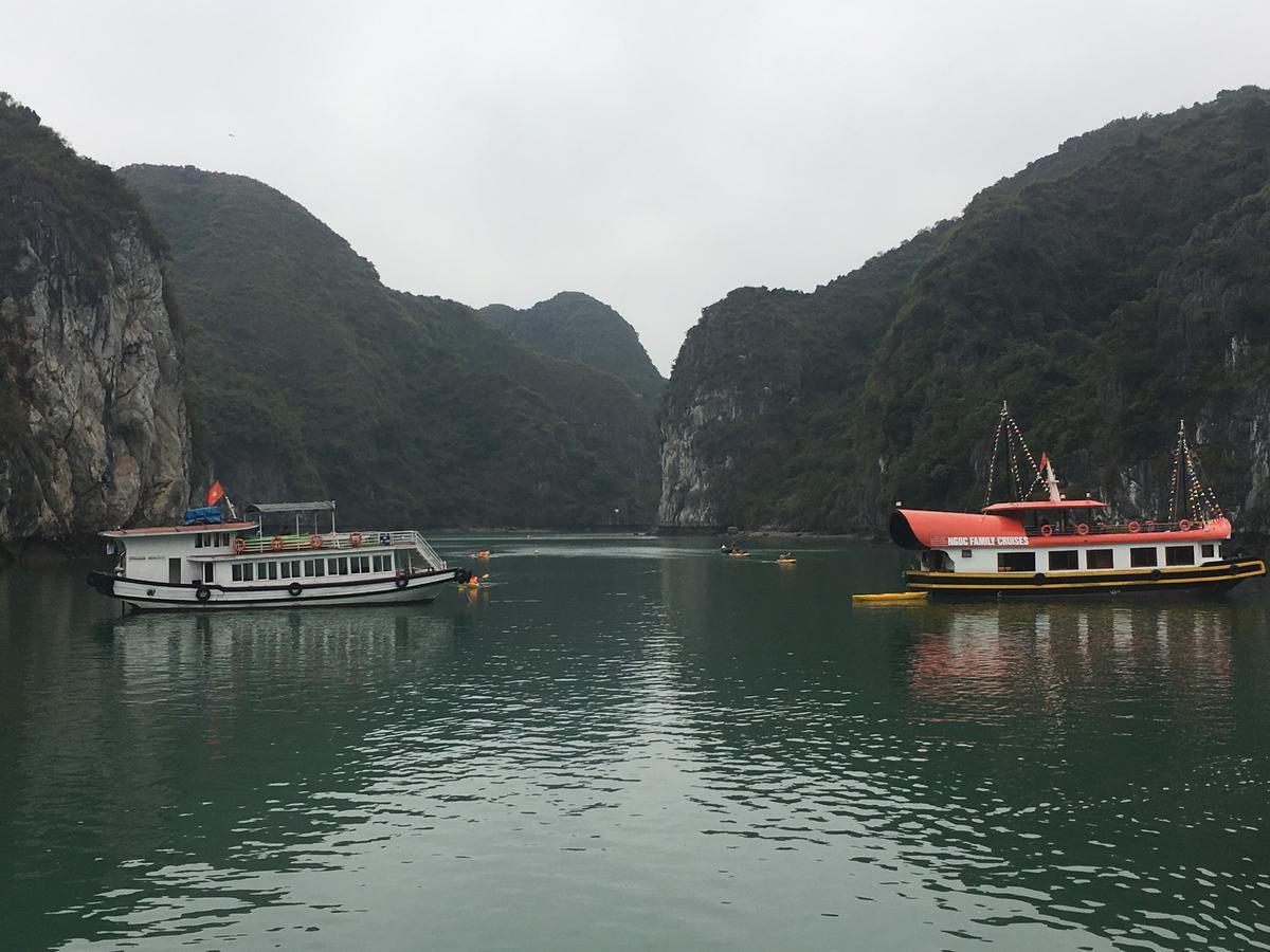 Nam Phuong Hotel Dong Khe Sau Esterno foto