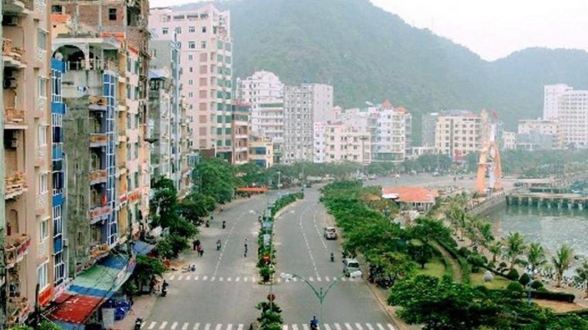Nam Phuong Hotel Dong Khe Sau Esterno foto
