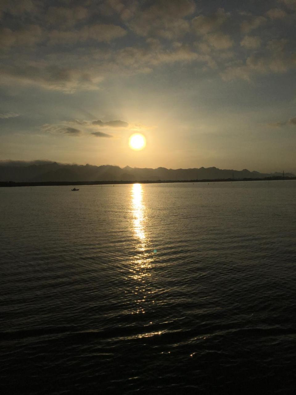 Nam Phuong Hotel Dong Khe Sau Esterno foto